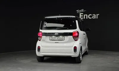 Kia Ray 2018, 69901 км, за 10390000 KRW - фото 4