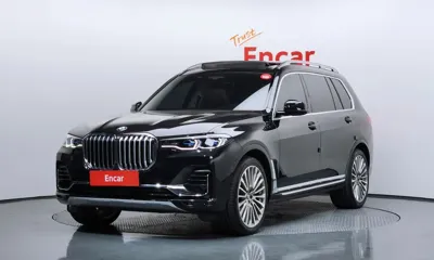 BMW X7 · 2021 год