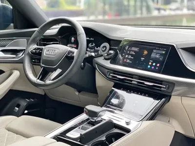 Audi Q6 2023, 50000 км, за 288000 CNY - фото 15