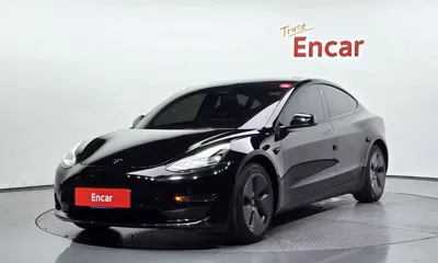 Tesla Model 3 · 2022 год