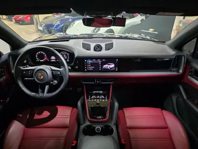 Porsche Cayenne 2024, 24000 км, за 139000000 KRW - фото 8
