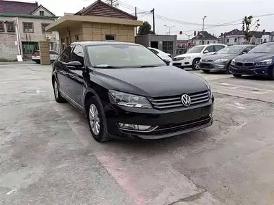 Volkswagen Passat 2015, 86000 км, за 33800 CNY