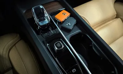 Volvo S60 2023, 31696 км, за 38990000 KRW - фото 9