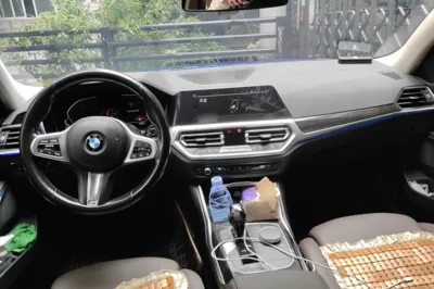 BMW 3 Series 2020, 142000 км, за 124406.52 CNY - фото 9