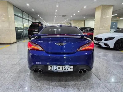 Hyundai Genesis 2012, 143733 км, за 10500000 KRW