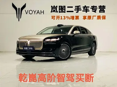 Voyah 岚图追光 L 2025, 19000 км, за 223000 CNY