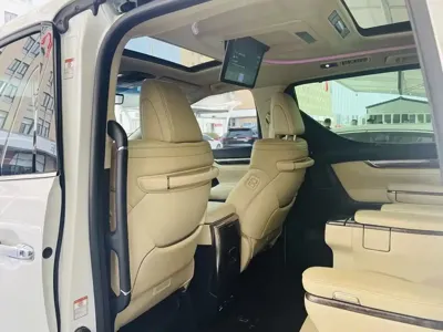 Toyota Vellfire 2022, 40000 км, за 528000 CNY - фото 6