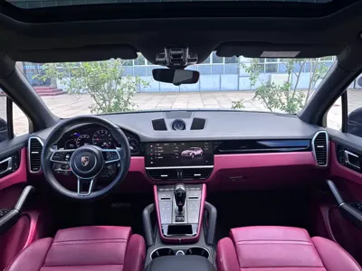 Porsche Cayenne Hybrid 2022, 80000 км, за 388800 CNY - фото 4