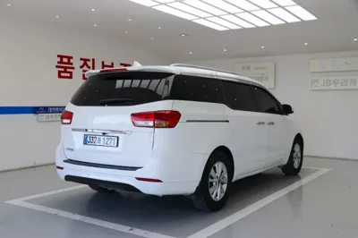 Kia Canival 2015, 147899 км, за 9500000 KRW