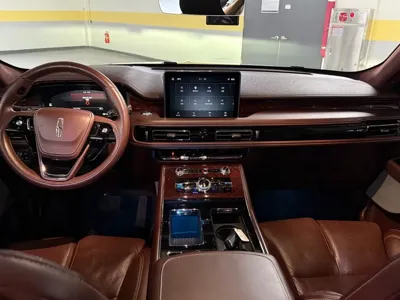 Lincoln Aviator 2022, 74037 км, за 44500000 KRW - фото 6