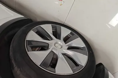 Tesla Model Y 2022, 57400 км, за 190315.95 CNY - фото 8