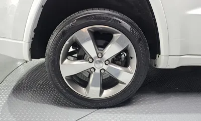 Jeep Cherokee 2015, 178431 км, за 11500000 KRW - фото 5
