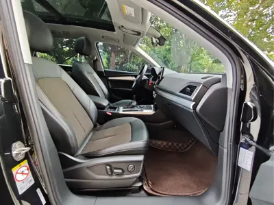 Audi Q5L 2021, 99000 км, за 139800 CNY - фото 9
