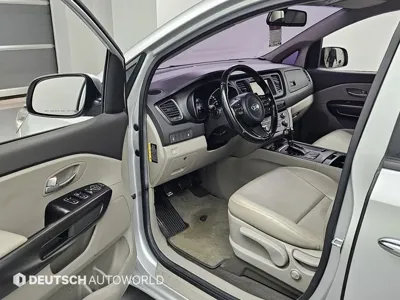 Kia Canival 2015, 265219 км, за 5000000 KRW - фото 11