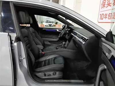 Volkswagen CC 2024, 32700 км, за 129800 CNY - фото 23