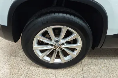 Volkswagen Tiguan 2016, 47600 км, за 82560.61 CNY - фото 11