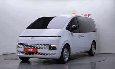 Hyundai Staria · 2025 год