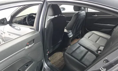 Hyundai Avante 2018, 70616 км, за 10500000 KRW - фото 18