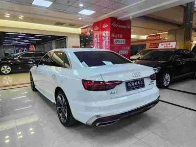 Audi A4L 2021, 61000 км, за 143500 CNY - фото 13
