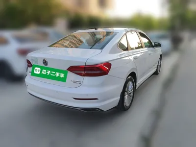 Volkswagen Lavida 2018, 72800 км, за 55250.69 CNY - фото 6