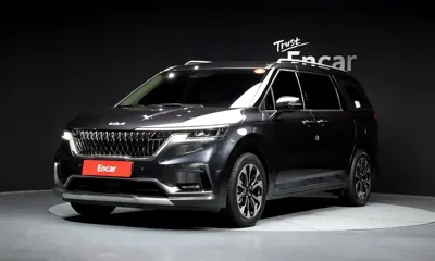 Kia Canival · 2023 год
