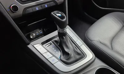 Hyundai Avante 2017, 179440 км, за 5990000 KRW - фото 9