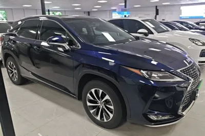Lexus RX 2020, 53300 км, за 235581.06 CNY