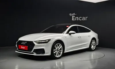 Audi A7 · 2022 год