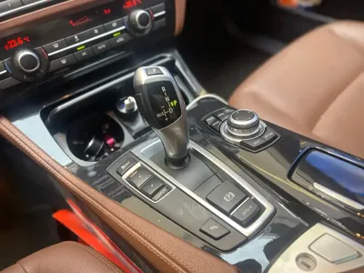 BMW 5 Series (Import) 2016, 92000 км, за 98000 CNY - фото 12