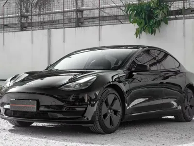 Tesla Model 3 · 2020 год