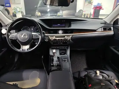 Lexus ES 2016, 46600 км, за 106000 CNY - фото 10