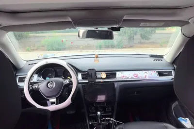 Volkswagen Bora 2017, 91500 км, за 38013.86 CNY - фото 9