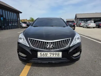 Hyundai Grandeur 2011, 221000 км, за 3900000 KRW