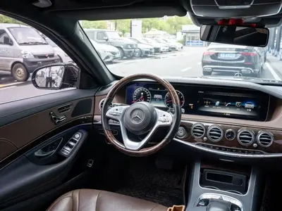 Mercedes-Benz S-Class 2020, 100000 км, за 338000 CNY - фото 11