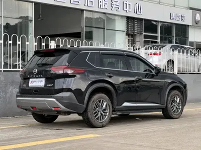 Nissan X-Trail 2022, 59200 км, за 79000 CNY