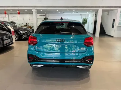 Audi Q2L 2022, 31000 км, за 133800 CNY