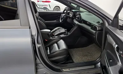 Hyundai Veloster 2019, 121107 км, за 11900000 KRW - фото 26