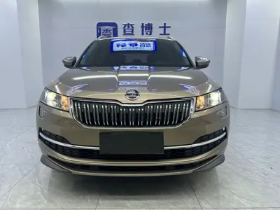 Skoda Karoq 2023, 700 км, за 163800 CNY - фото 2