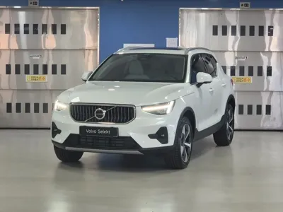Volvo XC40 · 2026 год