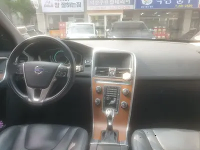Volvo XC60 2014, 116700 км, за 10000000 KRW
