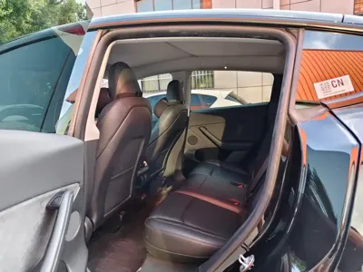 Tesla Model Y 2022, 120000 км, за 138800 CNY - фото 3