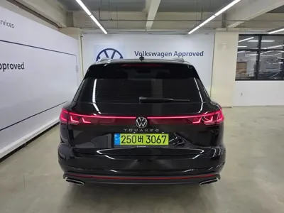 Volkswagen Touareg 2024, 15446 км, за 75900000 KRW