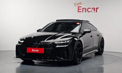 Audi RS7 · 2025 год