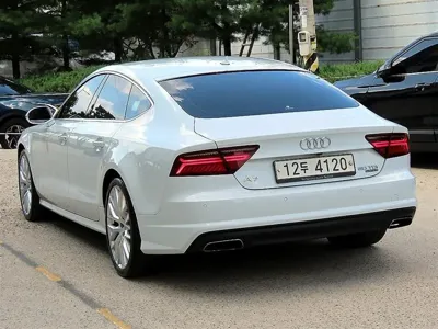 Audi A7 2016, 102000 км, за 17500000 KRW