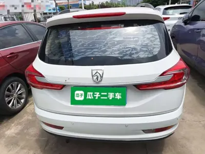 Baojun 310W 2021, 43200 км, за 23600 CNY - фото 6