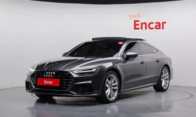 Audi A7 · 2022 год