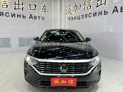 Volkswagen Passat 2023, 46000 км, за 105800 CNY