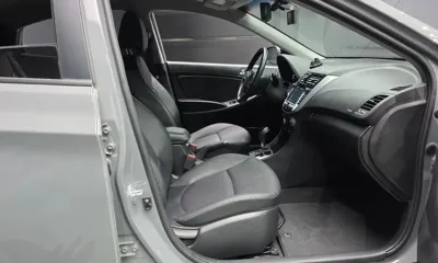 Hyundai Accent 2019, 23939 км, за 10000000 KRW - фото 11
