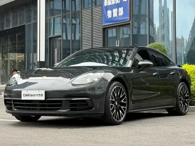 Porsche Panamera · 2020 год