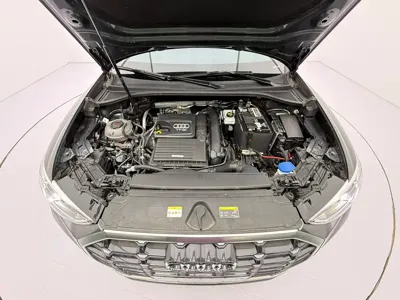 Audi Q3 2022, 35500 км, за 196800 CNY - фото 8